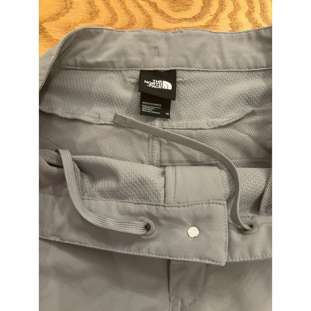 The North Face‎ Shorts Flashdry Drawstring Lined Pockets Gray Mens Sz 38 (37x7')